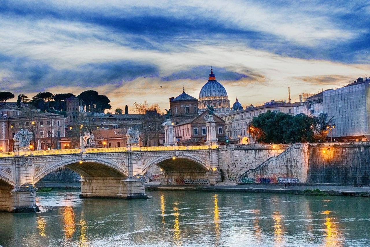 S.Pietro-Trastevere Loft Silenzioso Nel Cuore Di Roma Lägenhet Exteriör bild